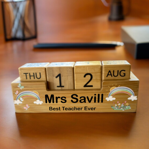 personalised teacher gift, desk calendar