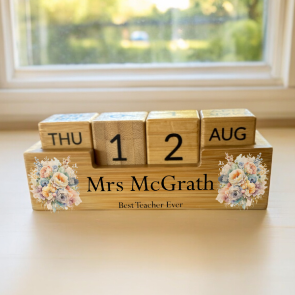 personalised teacher gift, desk calendar